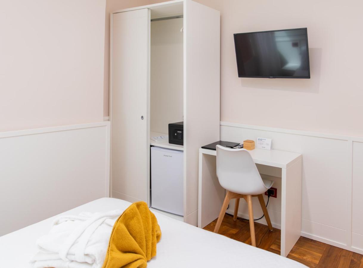 Hotel Emma 12 Rzym Zewnętrze zdjęcie