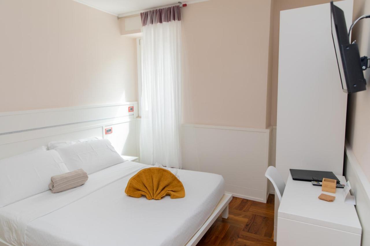 Hotel Emma 12 Rzym Zewnętrze zdjęcie