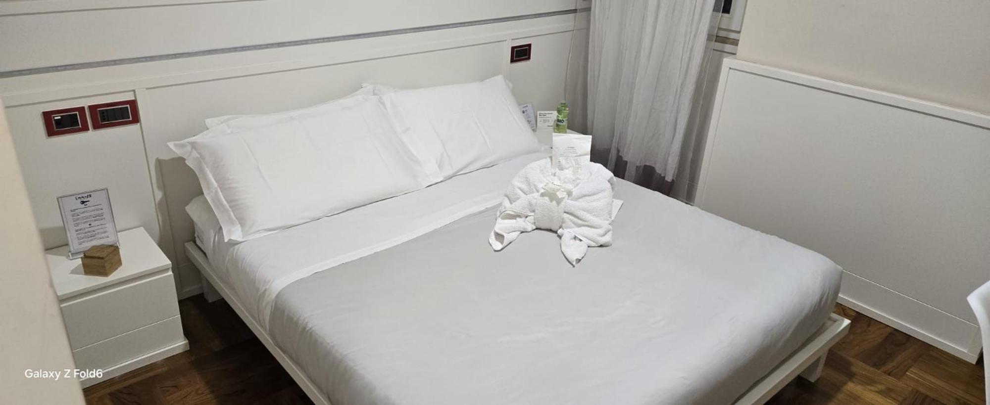Hotel Emma 12 Rzym Zewnętrze zdjęcie